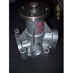 POMPA ACQUA VOLVO 240 242 244 245 / 240359 - 270680 - 275616 - 462639