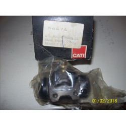 CILINDRETTO FRENO POST.DX RENAULT 4 - 5 - 6 / 7701026418 - 7701365389 - 7701349391 - 7701365381- 7701365389