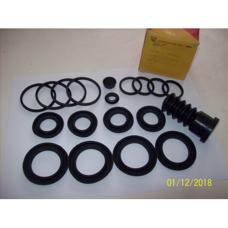 SERIE COMPLETA GUARNIZIONI FRENI ALFAROMEO GIULIA 1300 TI GT 1300 JUNIOR