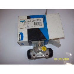 CILINDRETTO FRENO SX ALFAROMEO 33 - ARNA - BENDIX 211857 - 60749984 - 705688