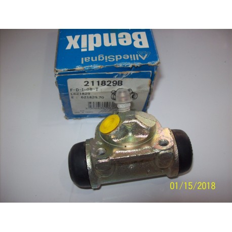 CILINDRETTO FRENO SX ALFAROMEO 33 ALFASUD ARNA - BENDIX 211829B - 60749888 - 705578